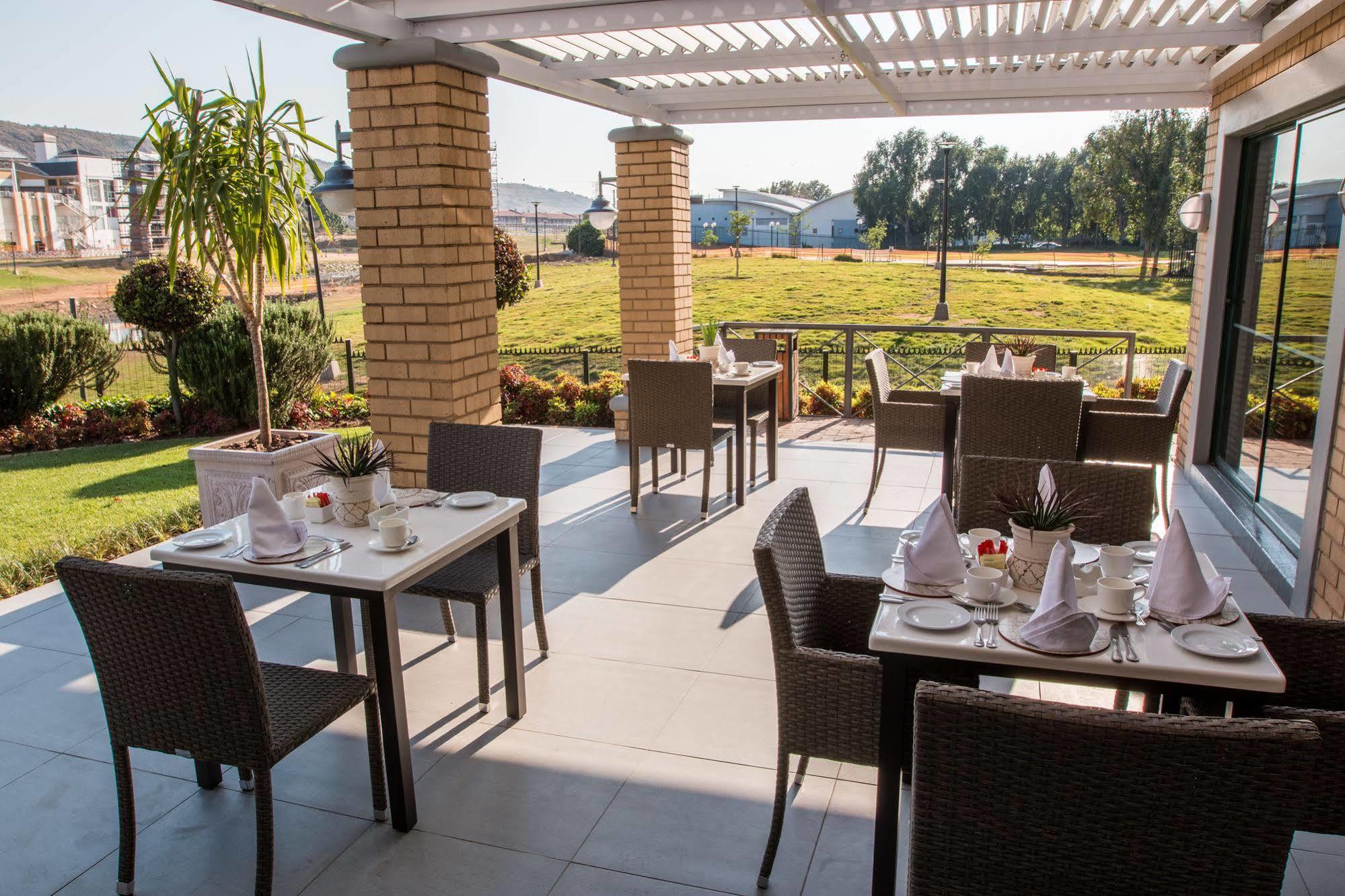 City Lodge Hotel Eastgate Johannesburg Exterior photo